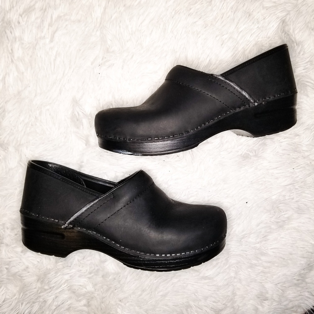 DANSKO Black Clogs EUR 40 US 10
